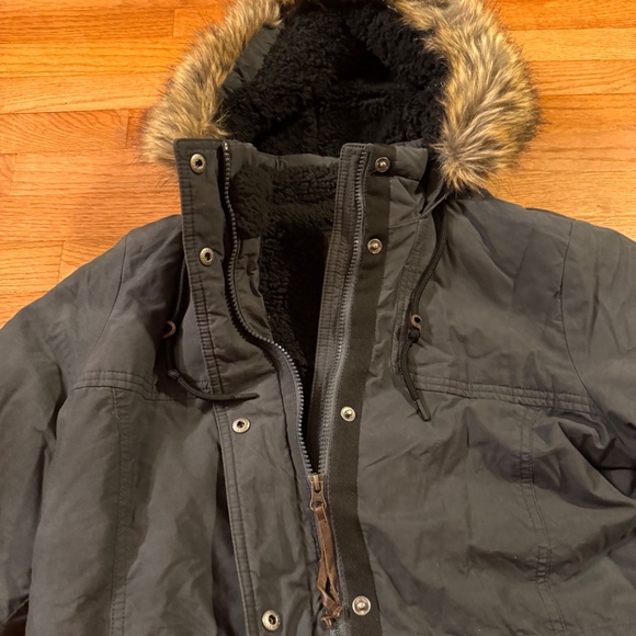 Eddie Bauer womens winter coat - Picture 4 of 6